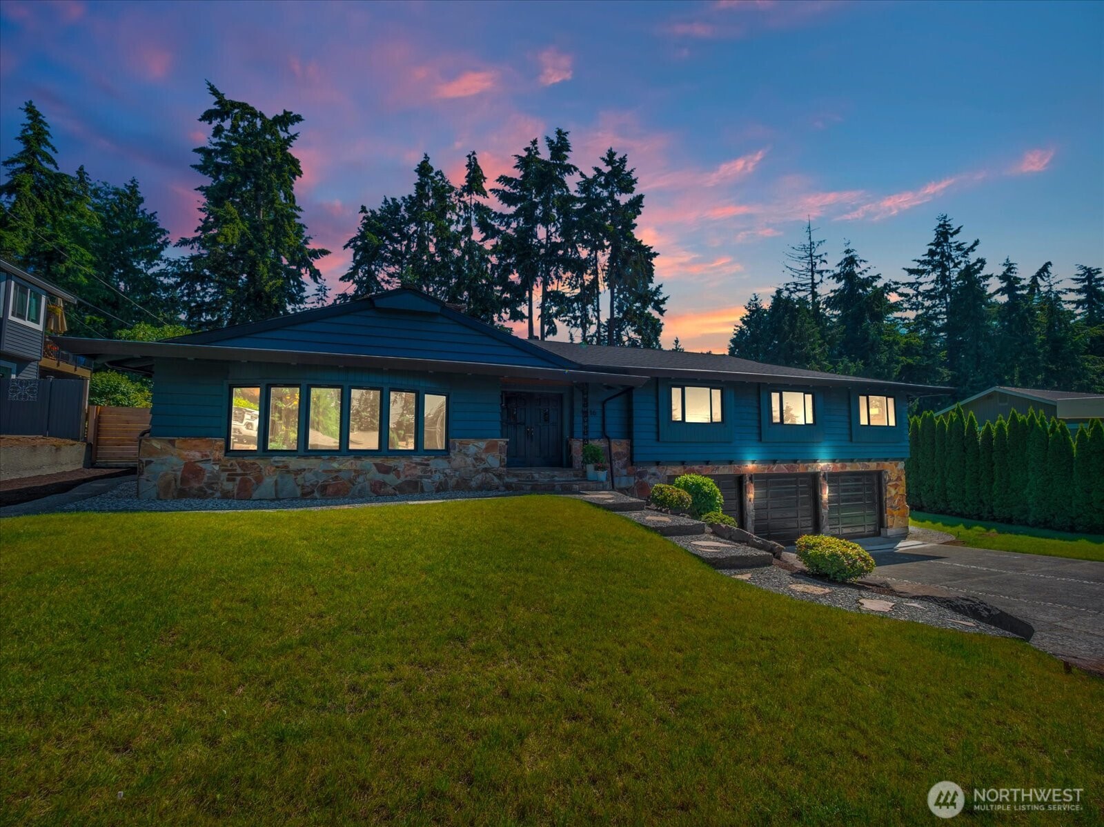 9616 242nd Place Southwest Edmonds, WA 98020 - Photo 2 of 40