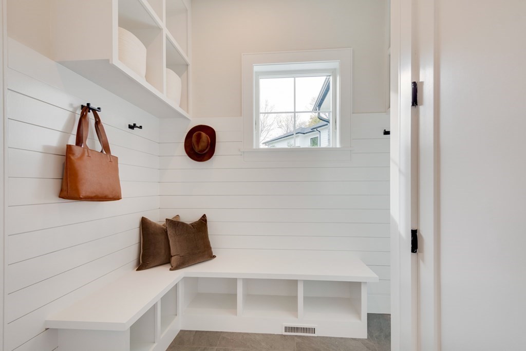 36 Silver Birch Road Newton, MA 02468 - Photo 19 of 39