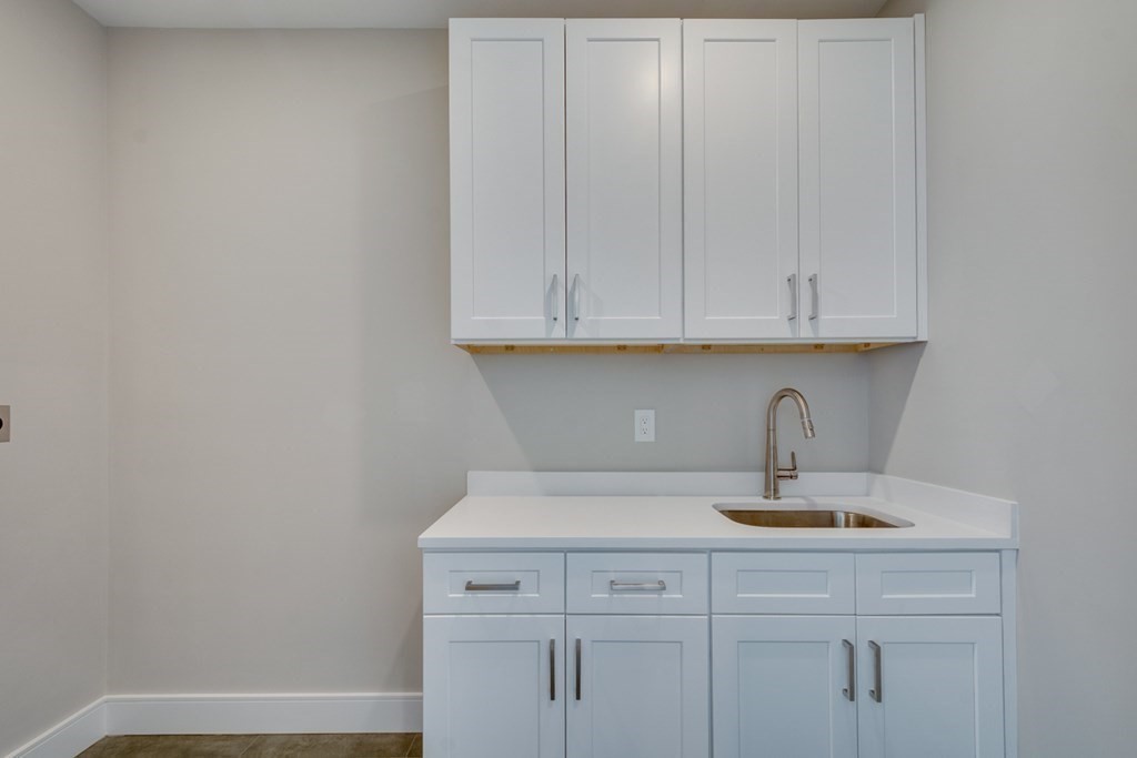 36 Silver Birch Road Newton, MA 02468 - Photo 23 of 39