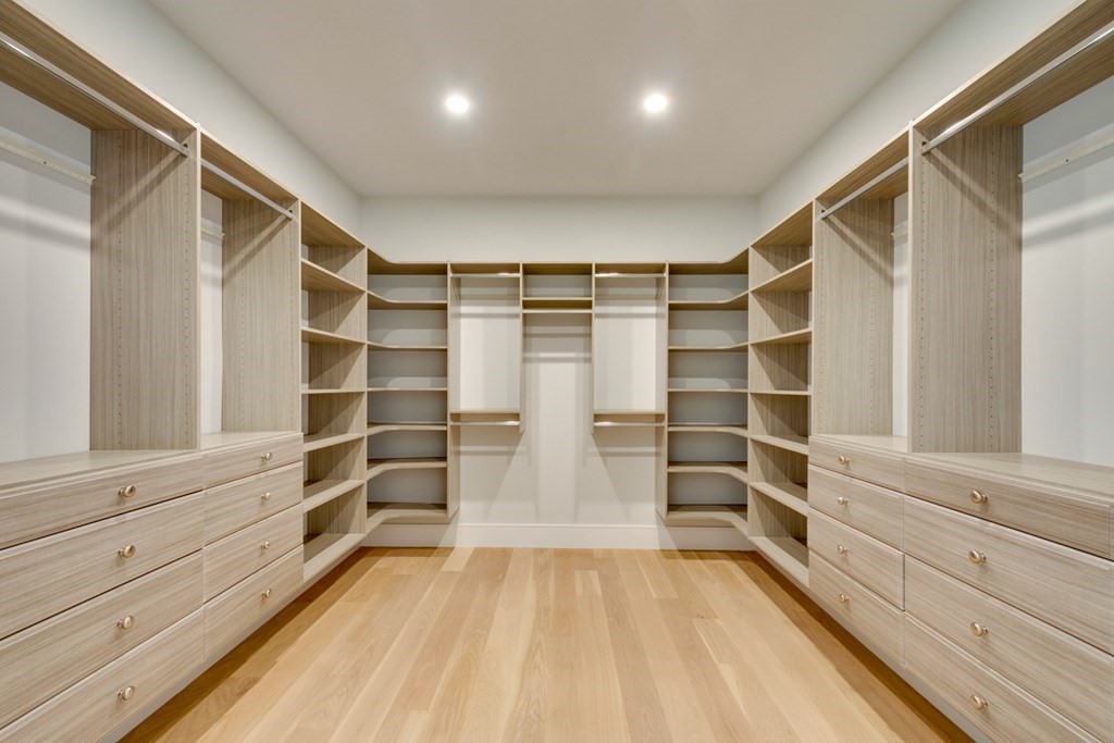 36 Silver Birch Road Newton, MA 02468 - Photo 27 of 39