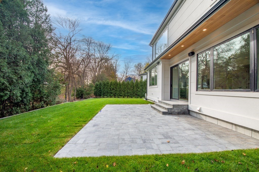 36 Silver Birch Road Newton, MA 02468 - Photo 36 of 39