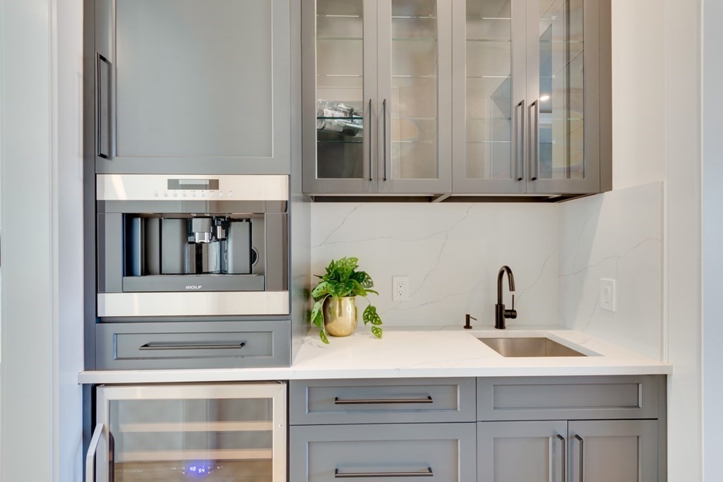 36 Silver Birch Road Newton, MA 02468 - Photo 7 of 39