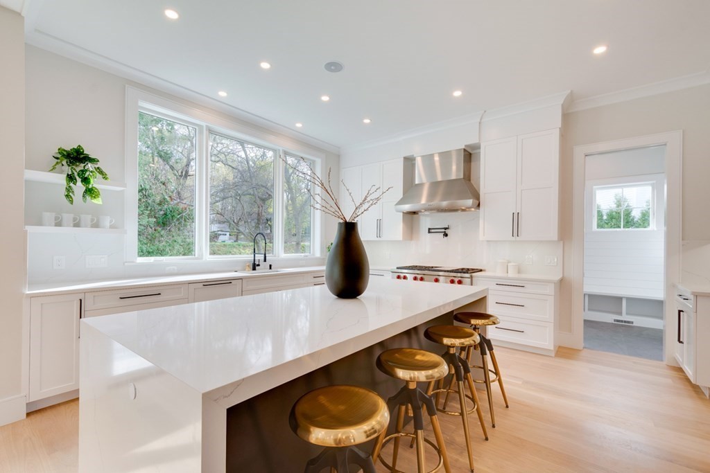 36 Silver Birch Road Newton, MA 02468 - Photo 8 of 39