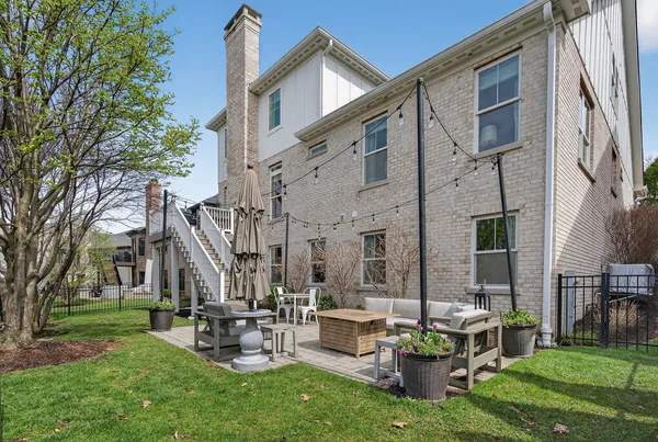 $1,449,900 | 5916 Parkview Drive, Western Springs, IL 60558