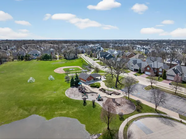 $1,449,900 | 5916 Parkview Drive, Western Springs, IL 60558