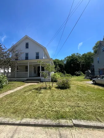 $389,999 | 174 Hamilton Street, Southbridge, MA 01550