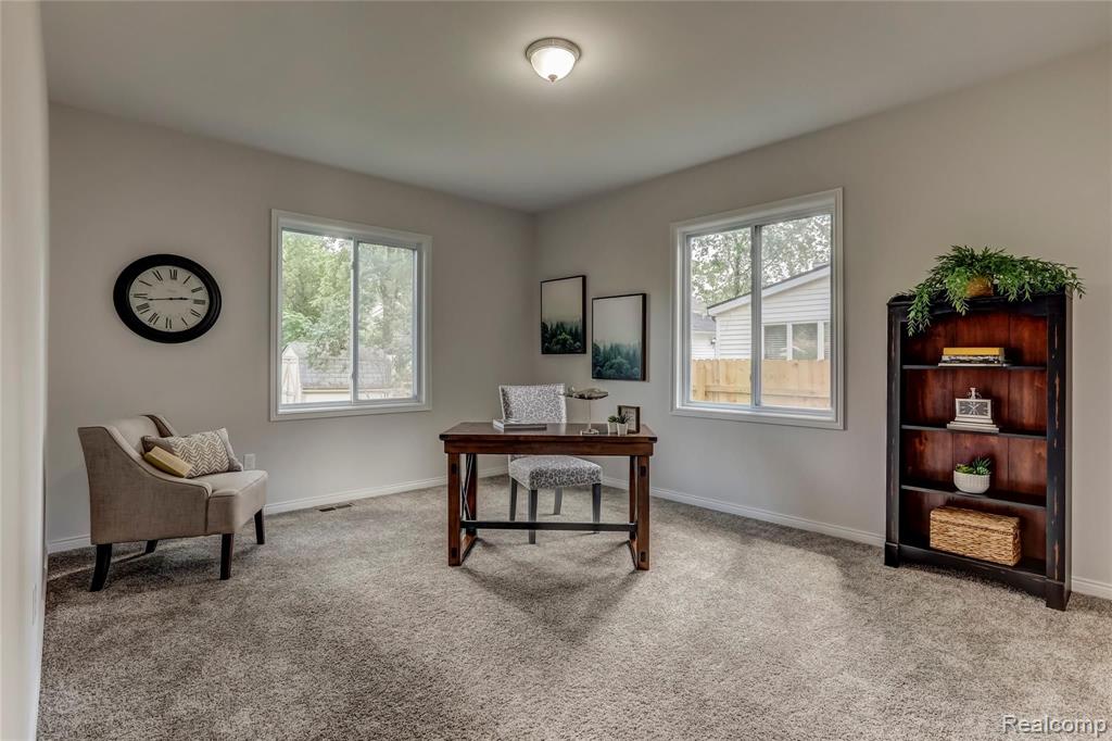 403 1st Street Rochester, MI 48307 - Photo 9 of 40