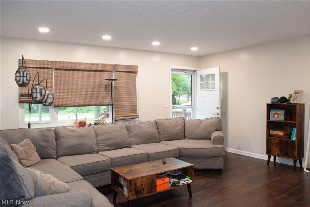 3074 Boston Road Brunswick, OH 44212 - Photo 2 of 24 Gallery Image 2