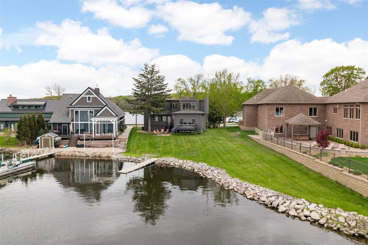 3796 Cottage Reserve Road Northeast Solon, IA 52333 - Photo 10 of 53 Gallery Image 10