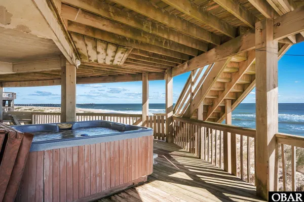 $1,200,000 | 41237 Ocean View Drive, Avon, NC 27915