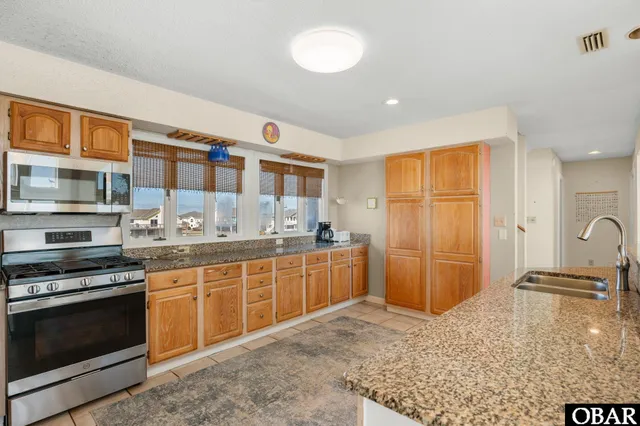 $1,200,000 | 41237 Ocean View Drive, Avon, NC 27915