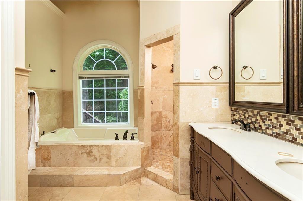 2864 Sandpiper Circle Southwest Atlanta, GA 30311 - Photo 11 of 23