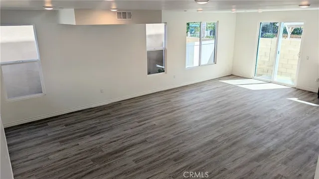 $3,895 | 15115 Logos Court, North Hills, CA 91343