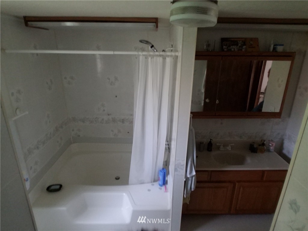 7123 Foster Slough Road Snohomish, WA 98290 - Photo 14 of 22 Gallery Image 14