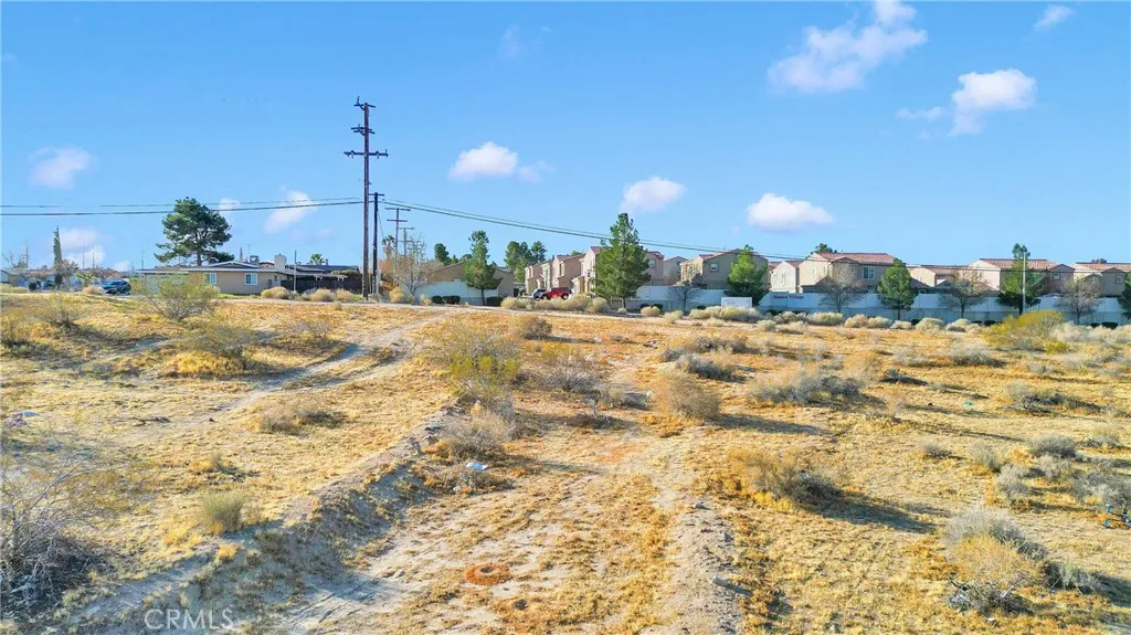 0 Seneca Road Oakland, CA 94605 - Photo 13 of 14 a view of a terrace space