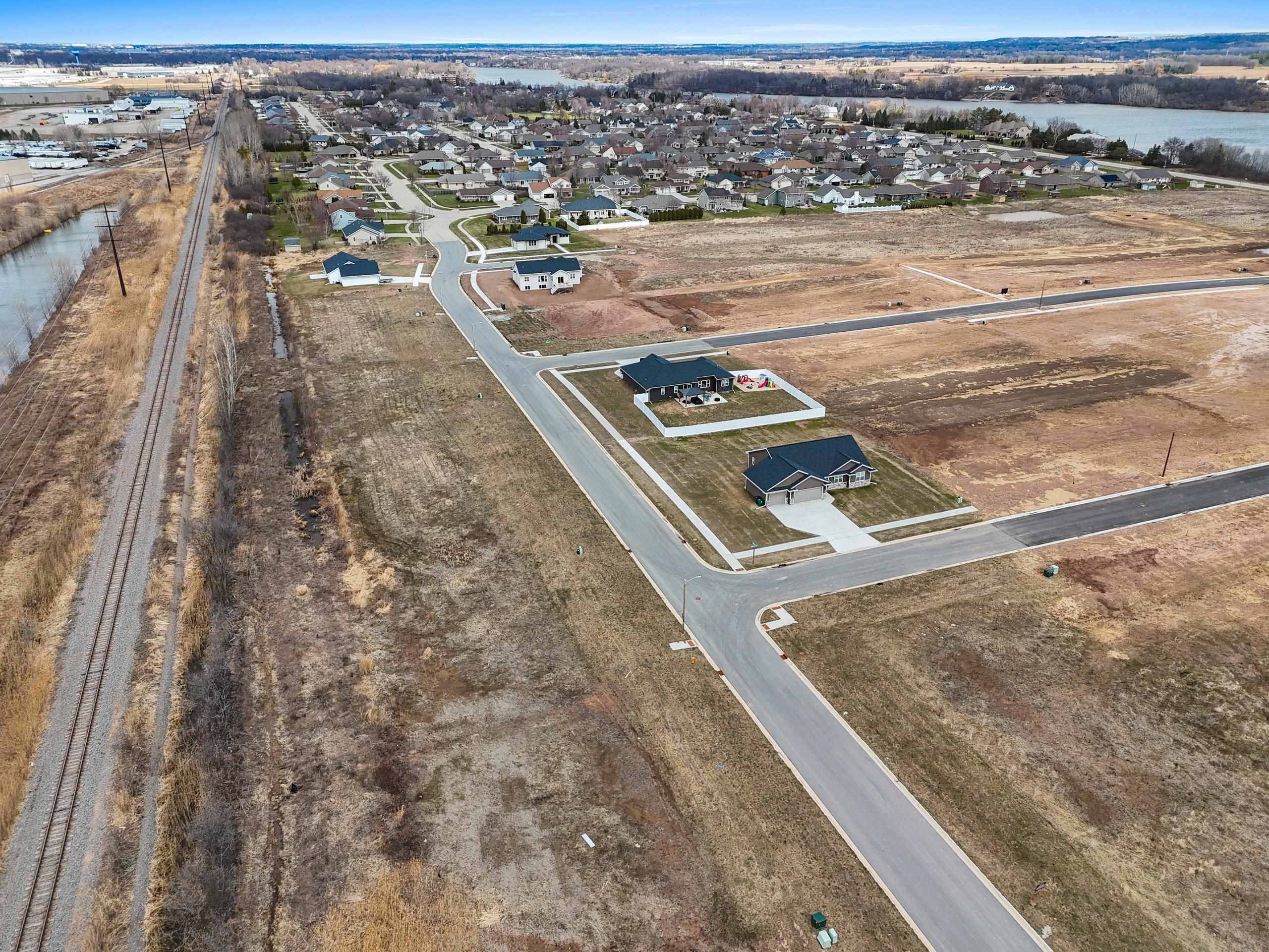 408 Lansdowne Street, Unit 253 De Pere, WI 54115 - Photo 6 of 13