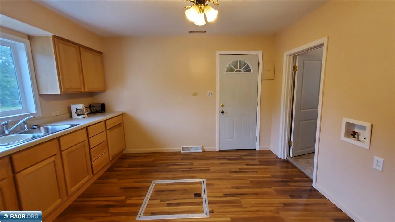 301 Maple Avenue Kinney, MN 55758 - Photo 4 of 23