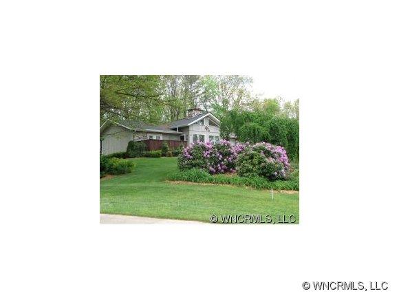 105 Royal Ridge Road Clyde, NC 28721 - Photo 1 of 12