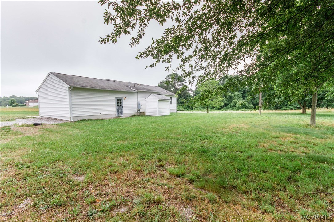 4725 Grubby Road Wilsons, VA 23894 - Photo 6 of 40 a house view with garden space