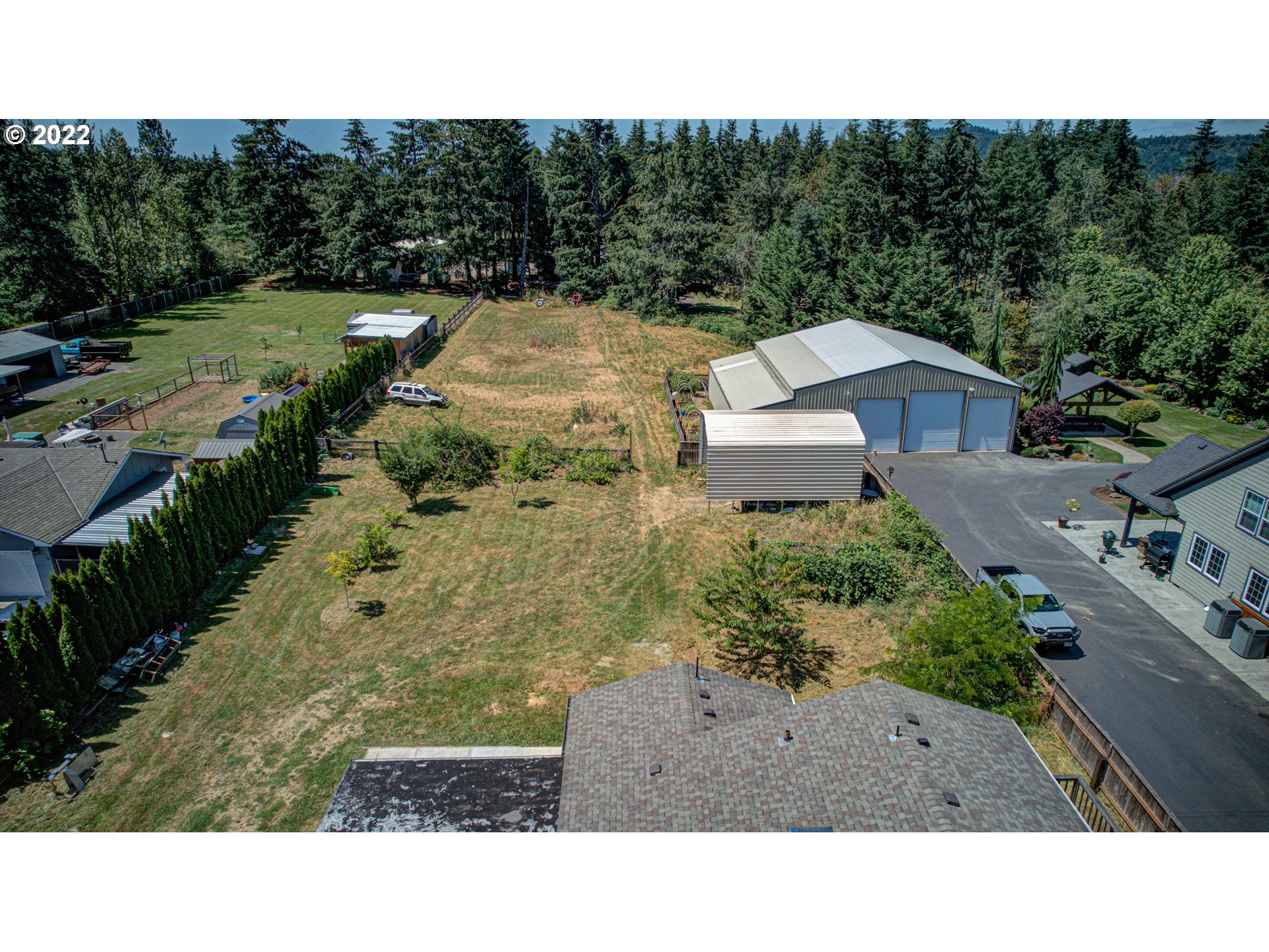 12355 Southeast Winston Road Damascus, OR 97089 - Photo 4 of 27 a black and white photo of a house