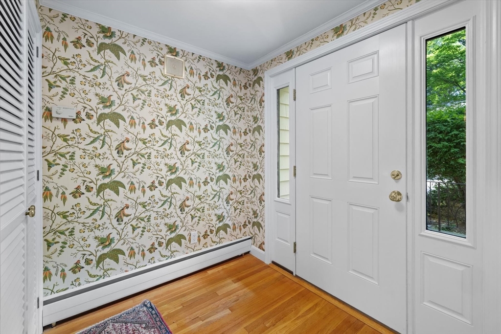 9 Plymouth Road Winchester, MA 01890 - Photo 3 of 37