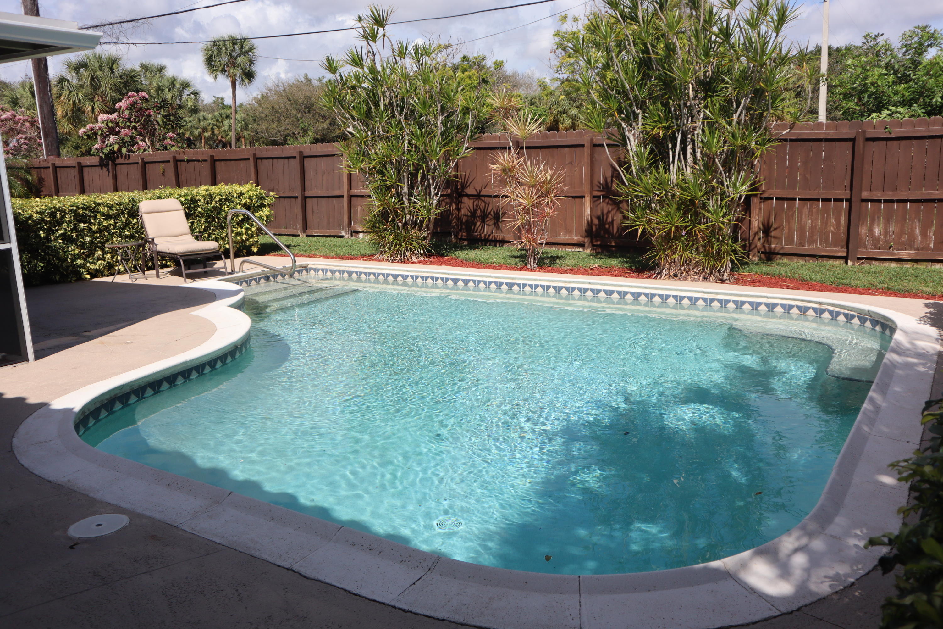 949 West Royal Palm Road Boca Raton, FL 33486 - Photo 15 of 17 Pool