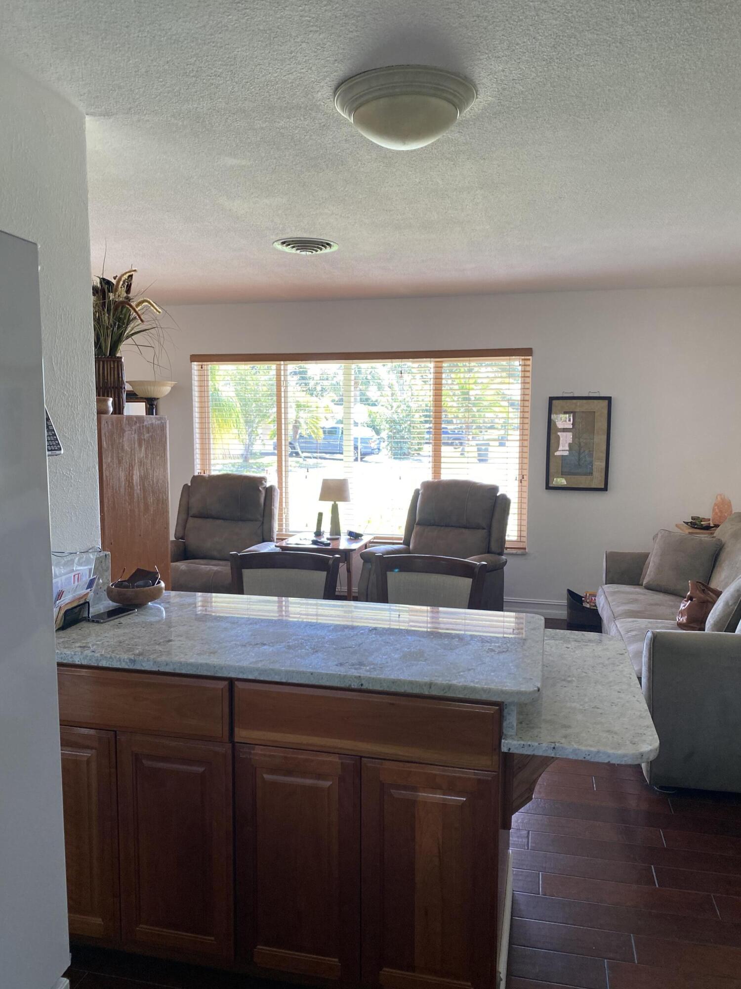 949 West Royal Palm Road Boca Raton, FL 33486 - Photo 5 of 17 Granite Kitchen