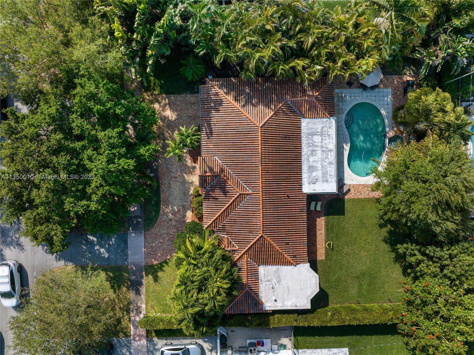 441 Miller Road Coral Gables, FL 33146 - Photo 33 of 34 an aerial view of a house