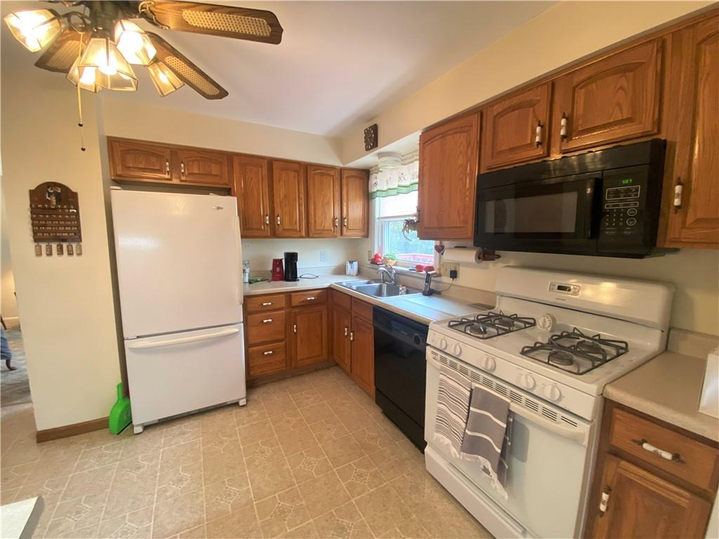 118 Clover Road Baden, PA 15005 - Photo 7 of 22