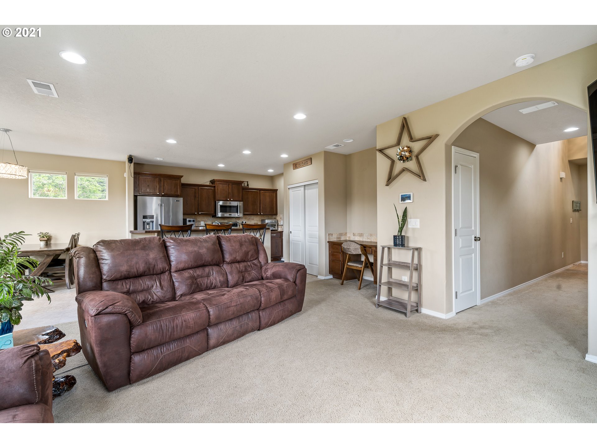 24958 Perkins Road Veneta, OR 97487 - Photo 11 of 32 Gallery Image 11