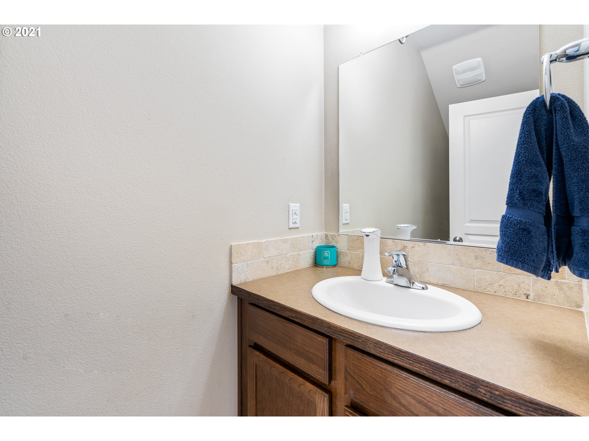 24958 Perkins Road Veneta, OR 97487 - Photo 19 of 32 Gallery Image 19