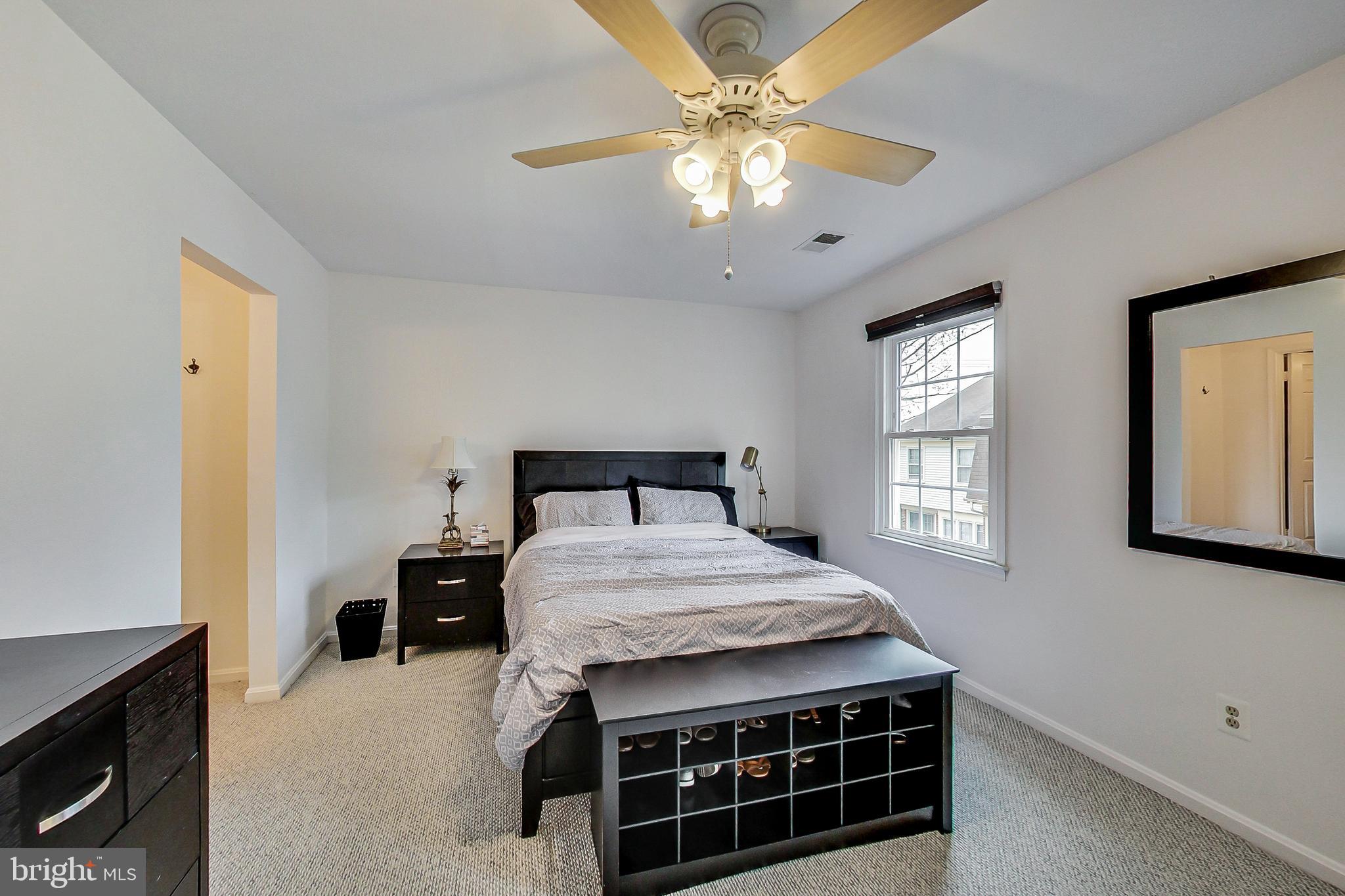 9033 Ottawa Place Silver Spring, MD 20910 - Photo 16 of 38