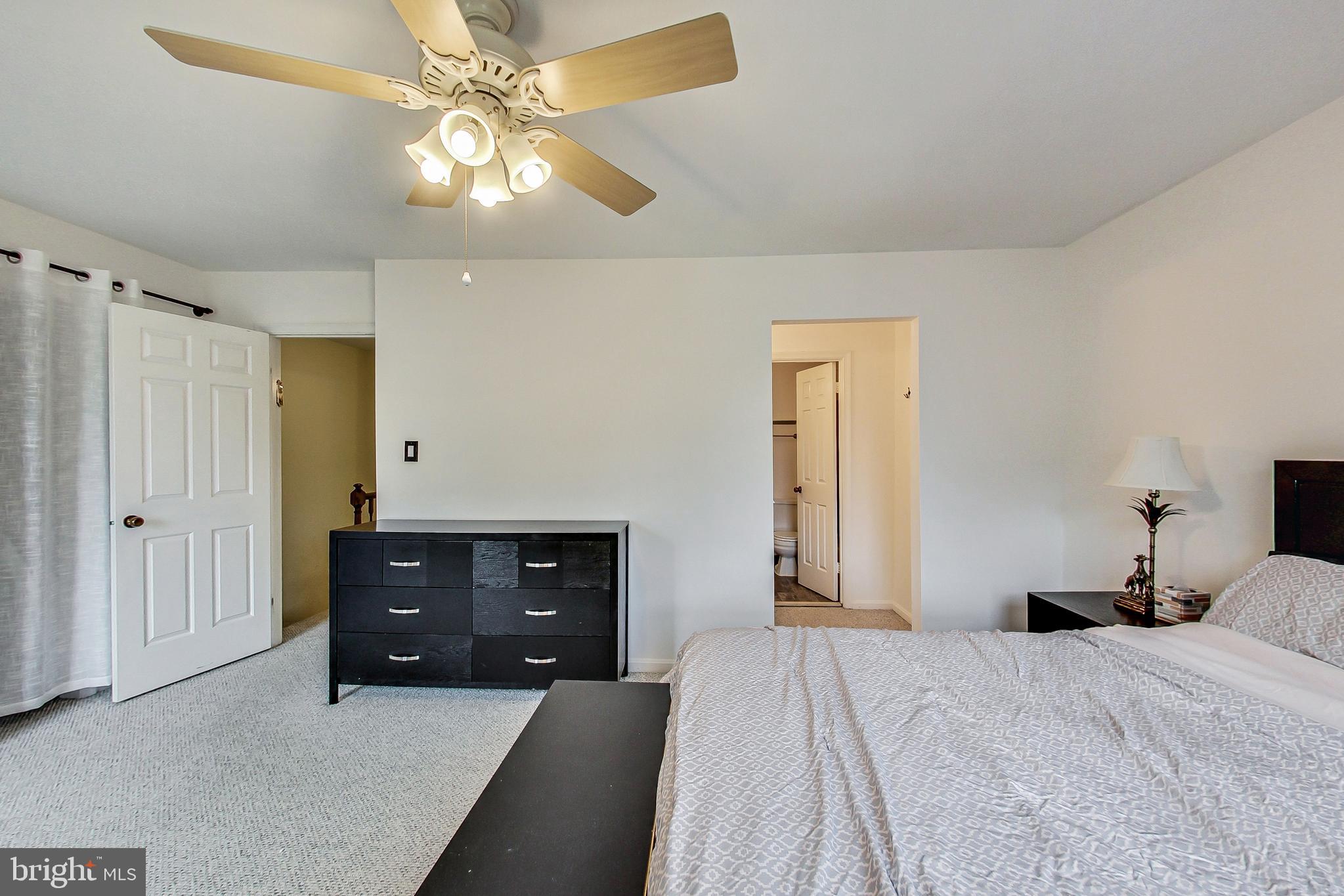 9033 Ottawa Place Silver Spring, MD 20910 - Photo 18 of 38