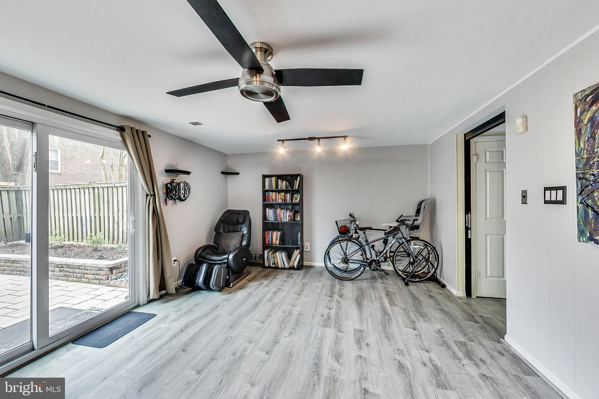 9033 Ottawa Place Silver Spring, MD 20910 - Photo 33 of 38