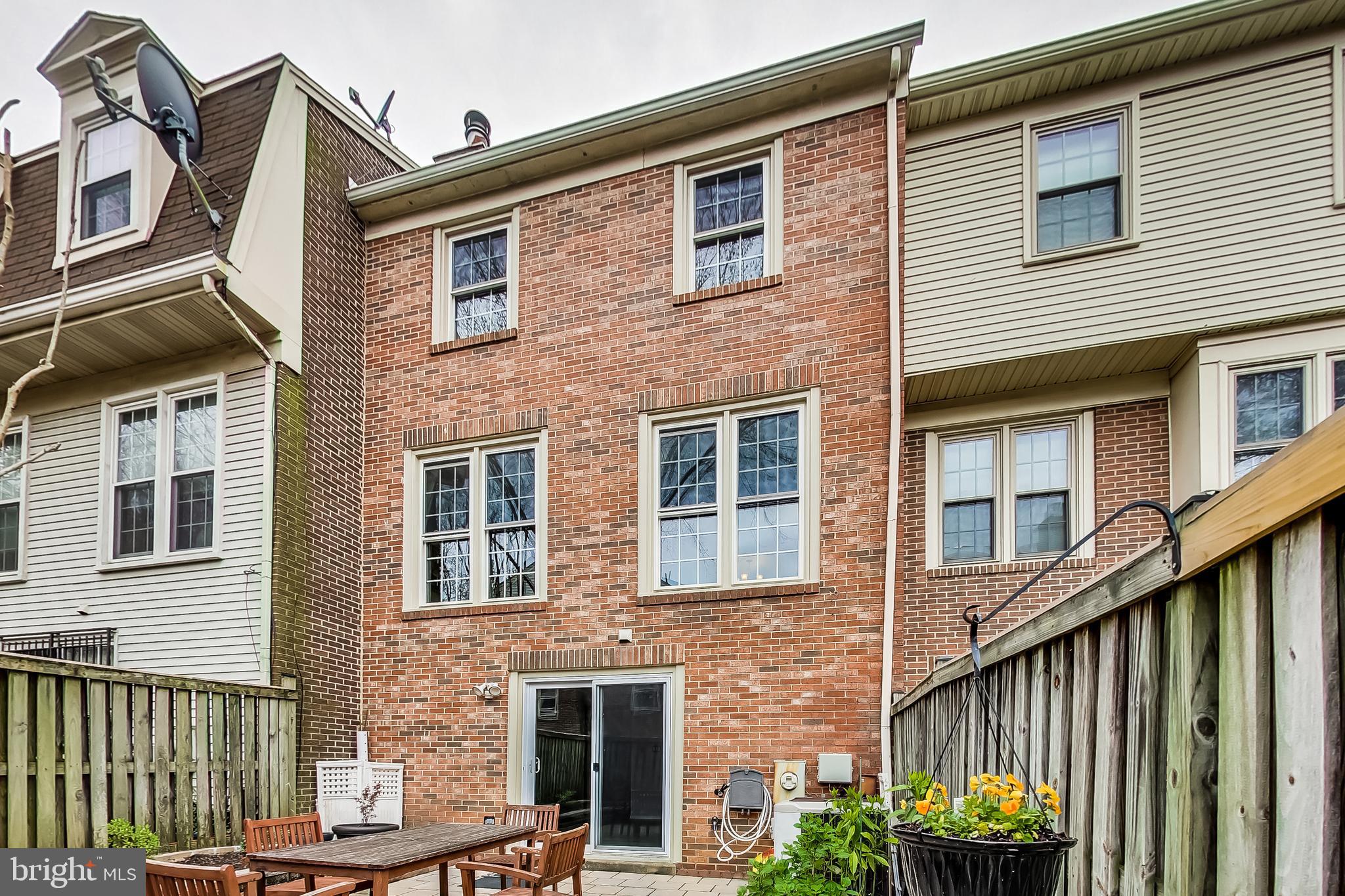 9033 Ottawa Place Silver Spring, MD 20910 - Photo 35 of 38
