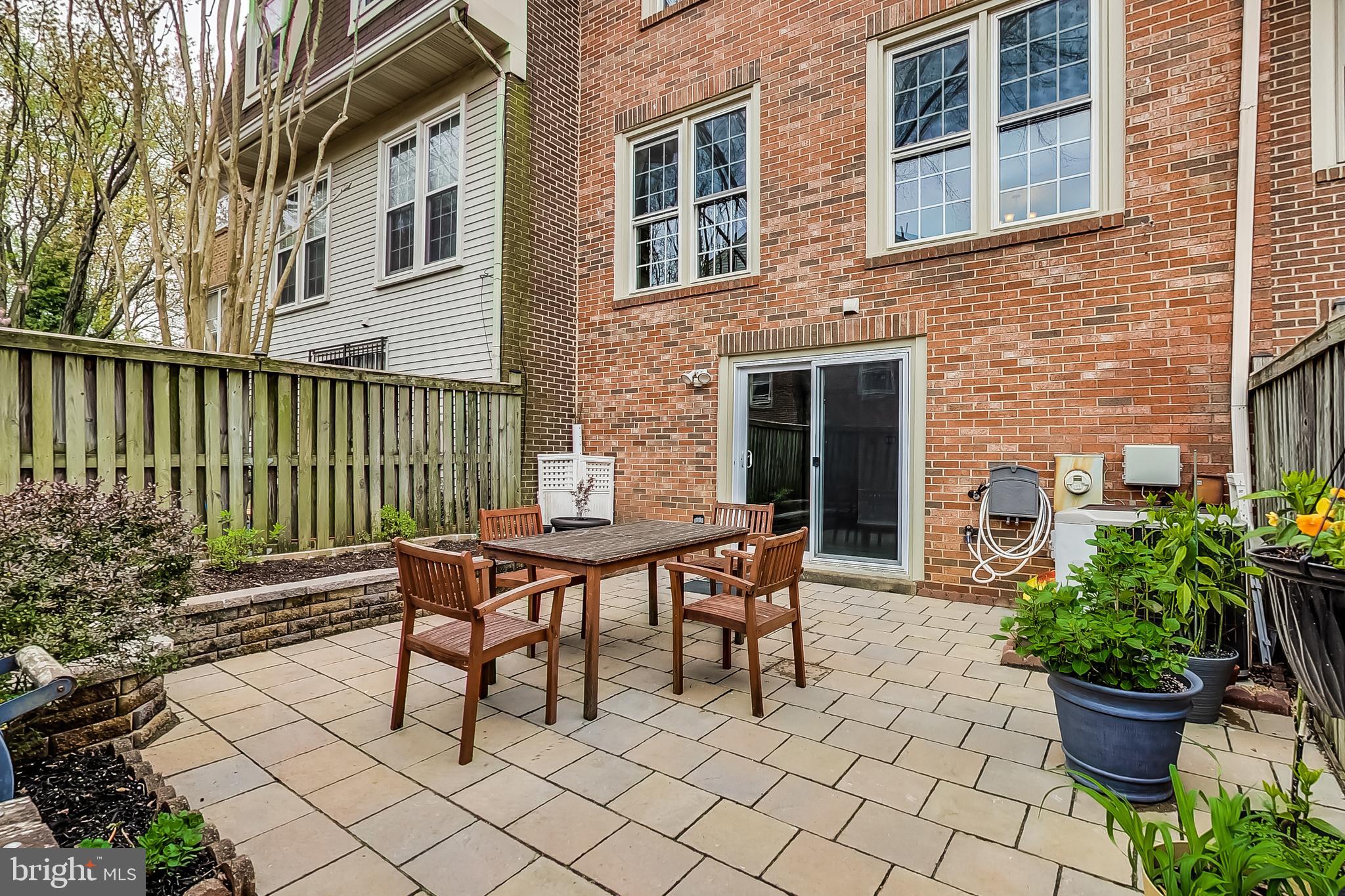 9033 Ottawa Place Silver Spring, MD 20910 - Photo 37 of 38