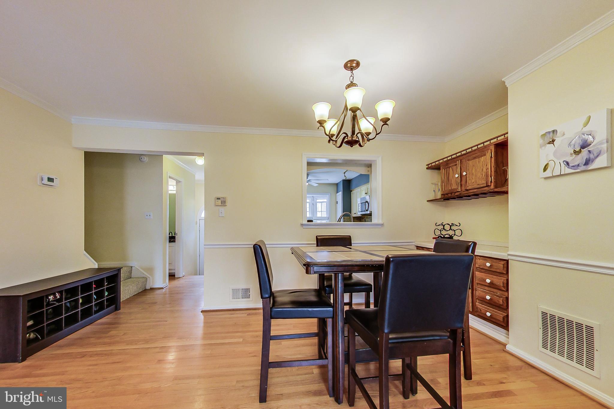 9033 Ottawa Place Silver Spring, MD 20910 - Photo 8 of 38
