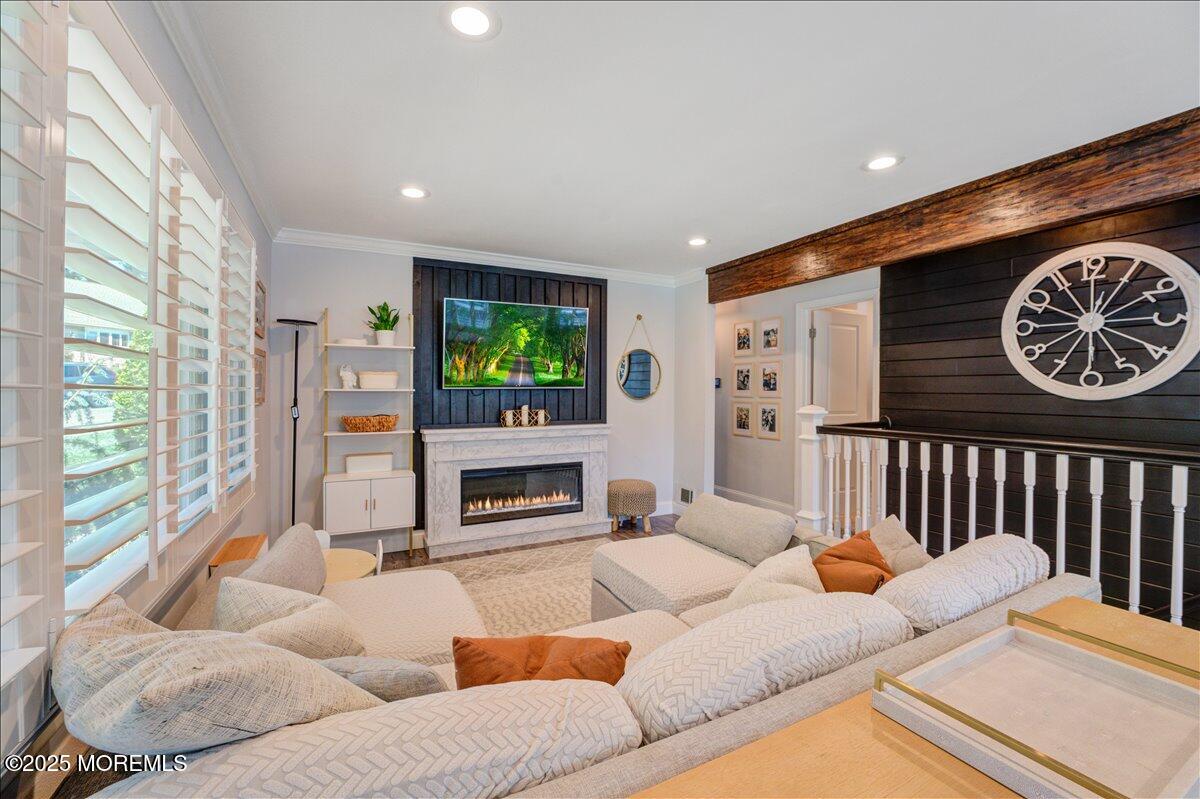 90 Campbell Street Red Bank, NJ 07701 - Photo 3 of 30 06-Living Room