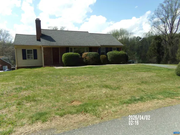 $1,850 | 127 Buckingham Circle, Unit A, Charlottesville, VA 22903