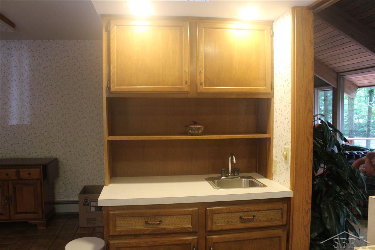 11400 Geddes Road Freeland, MI 48623 - Photo 9 of 26