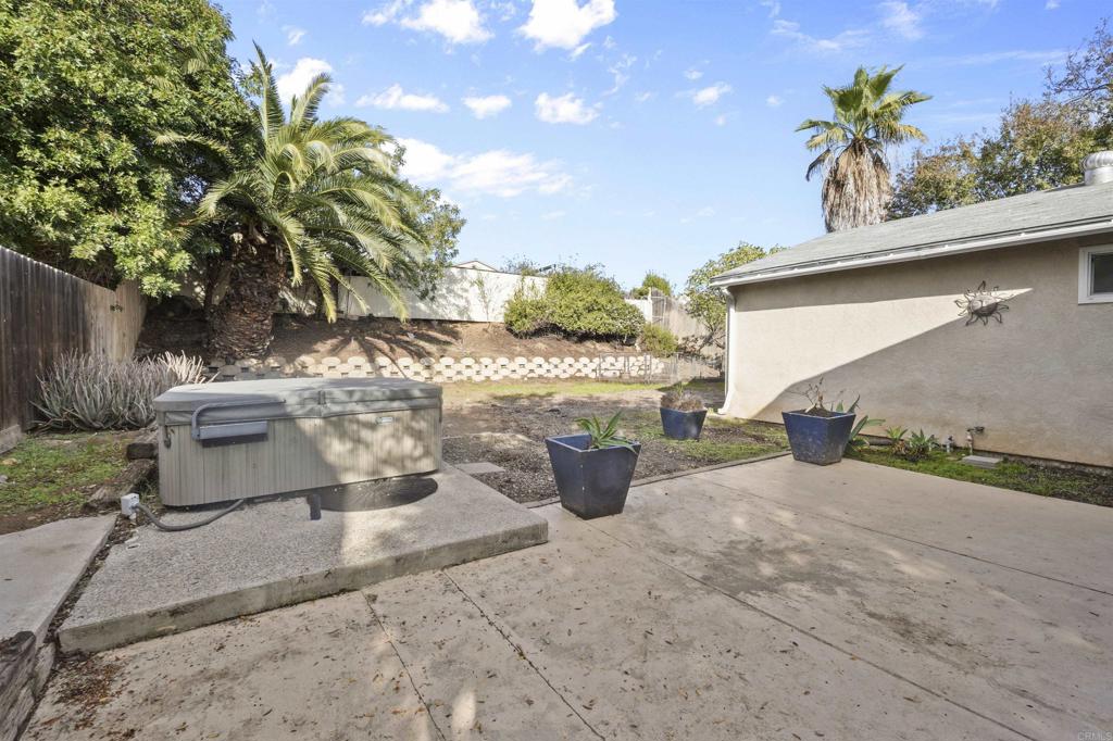 10036 3 Oaks Way Santee, CA 92071 - Photo 30 of 36 a view of a backyard of the house