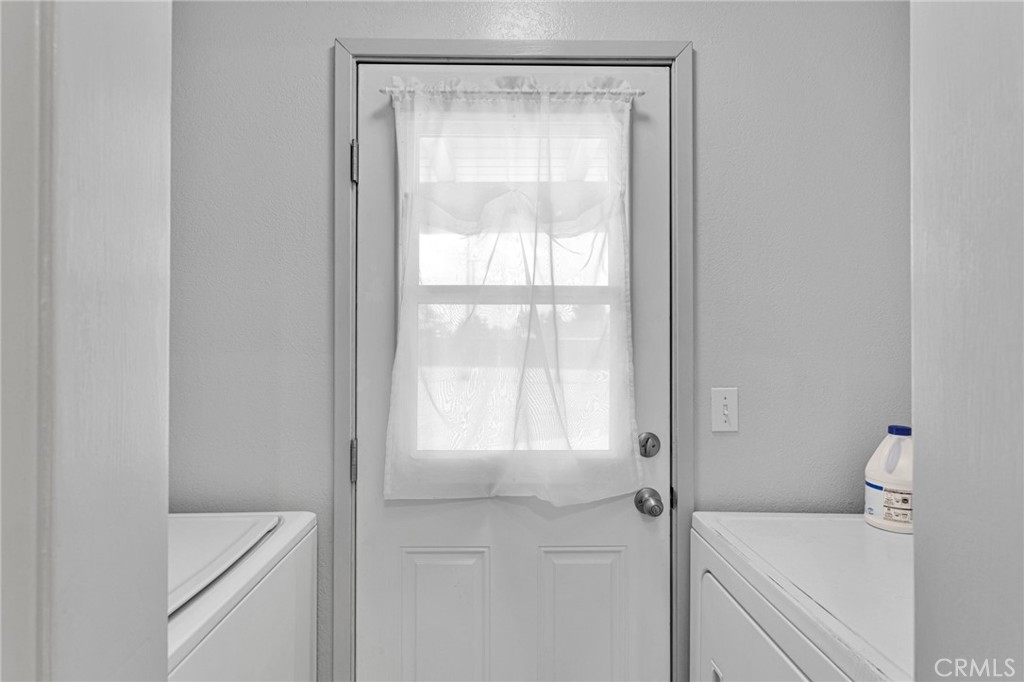 14204 Crow Road Apple Valley, CA 92307 - Photo 25 of 58