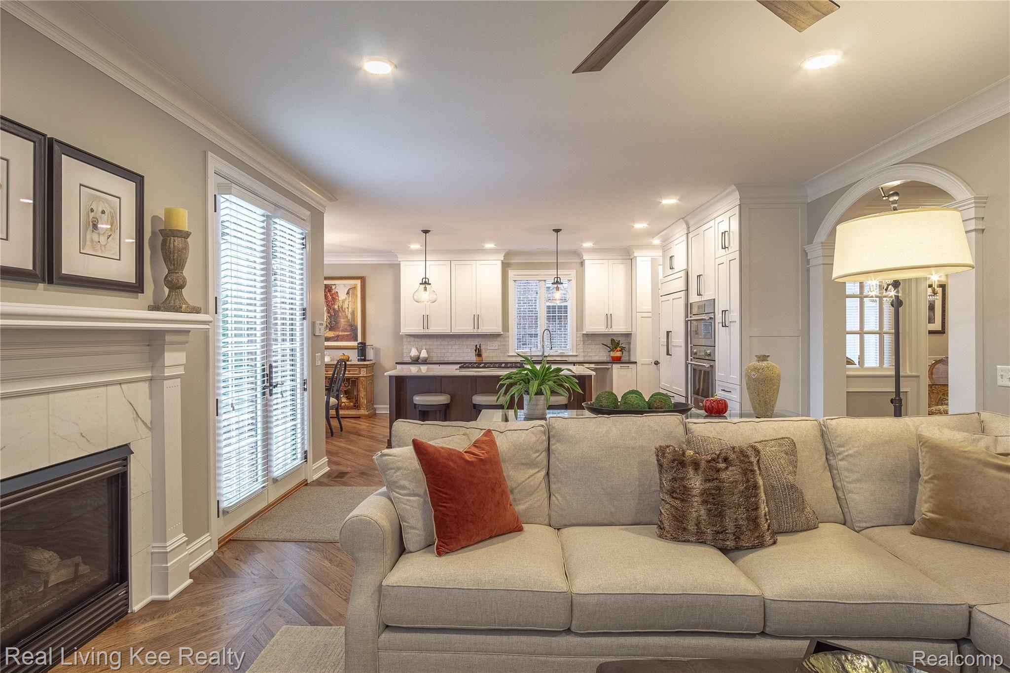 309 Ferndale Avenue Rochester, MI 48307 - Photo 36 of 75 Interiors (23 of 62).jpg