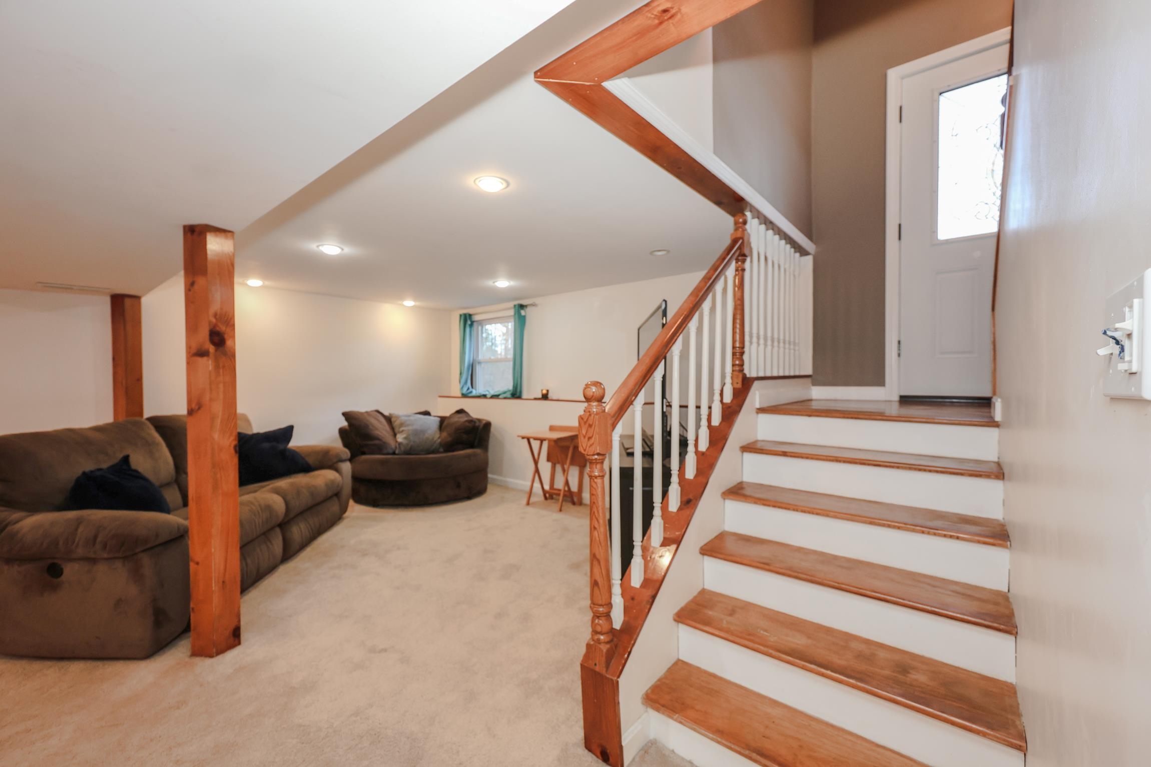 14 Mayflower Drive Merrimack, NH 03054 - Photo 29 of 48