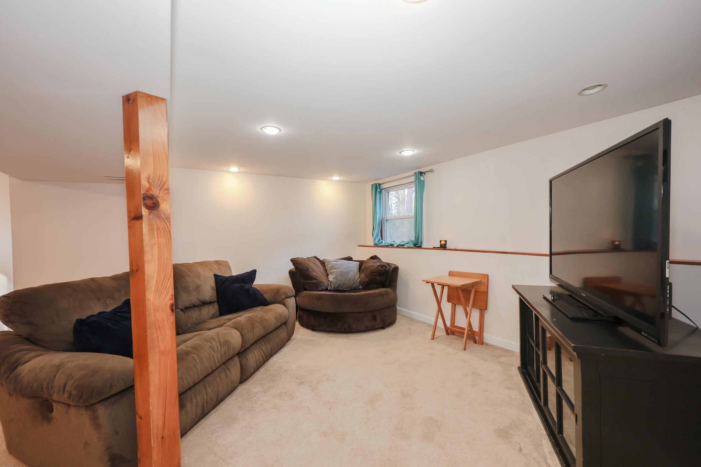 14 Mayflower Drive Merrimack, NH 03054 - Photo 31 of 48