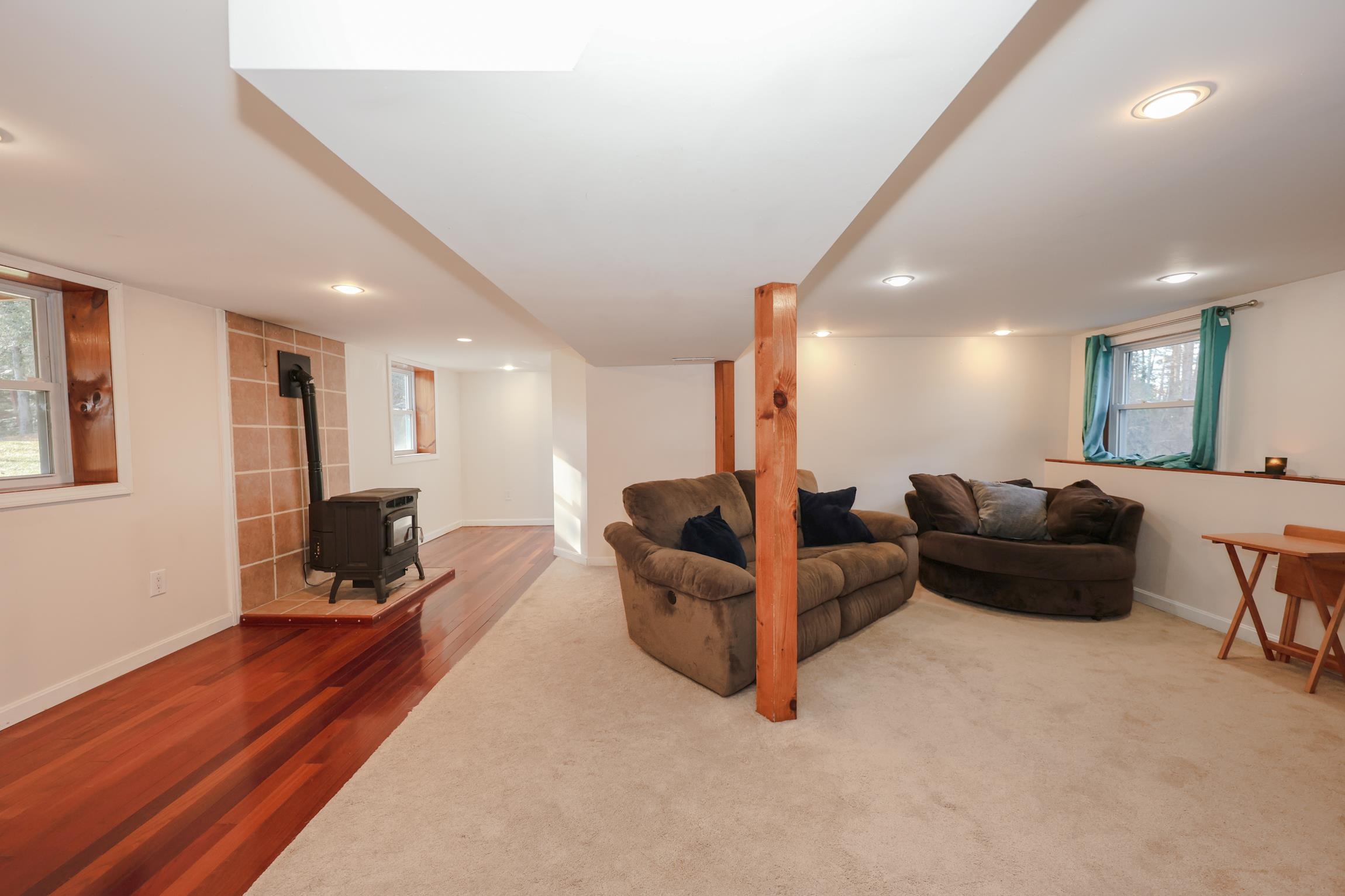 14 Mayflower Drive Merrimack, NH 03054 - Photo 33 of 48