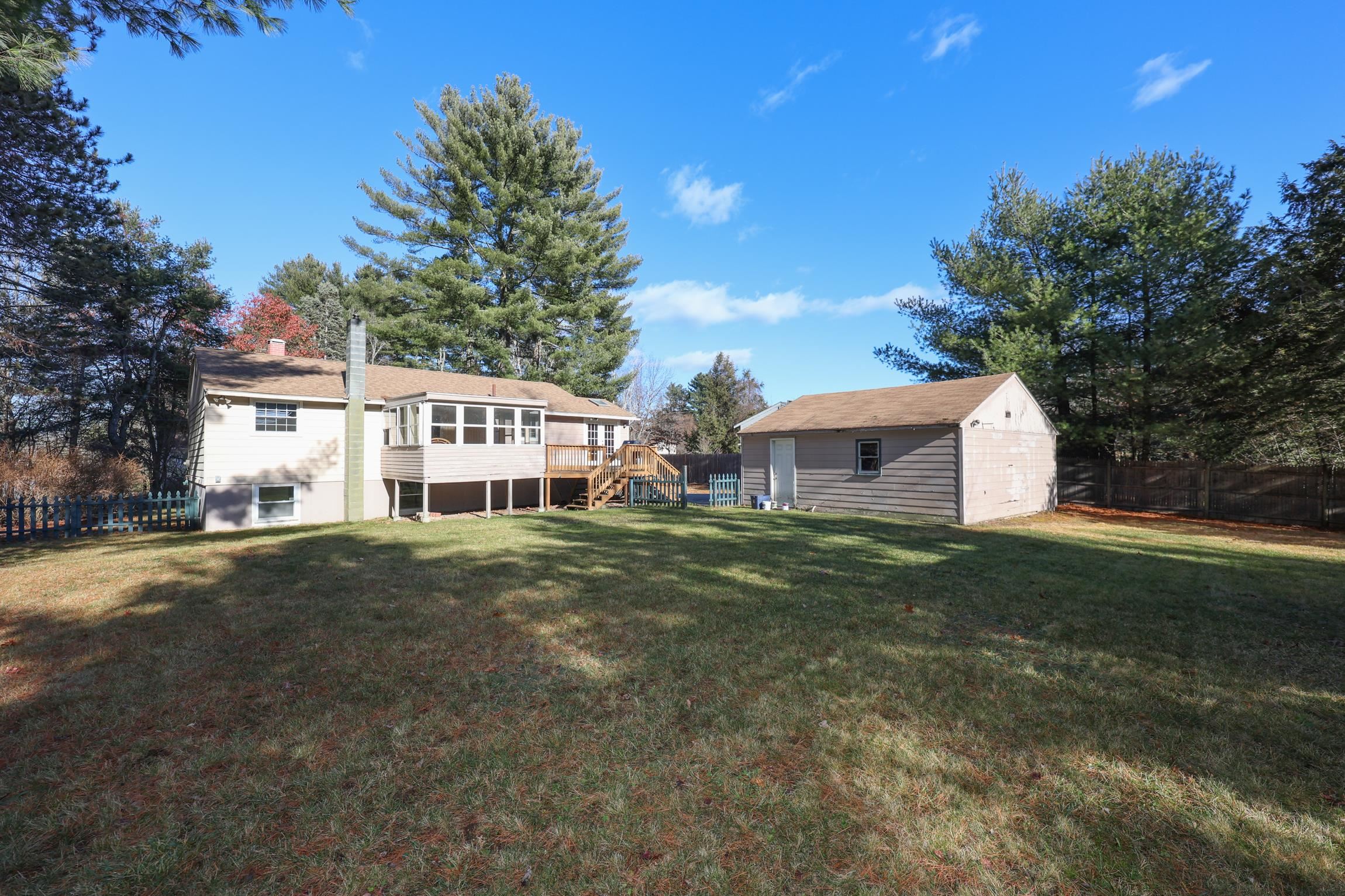 14 Mayflower Drive Merrimack, NH 03054 - Photo 5 of 48