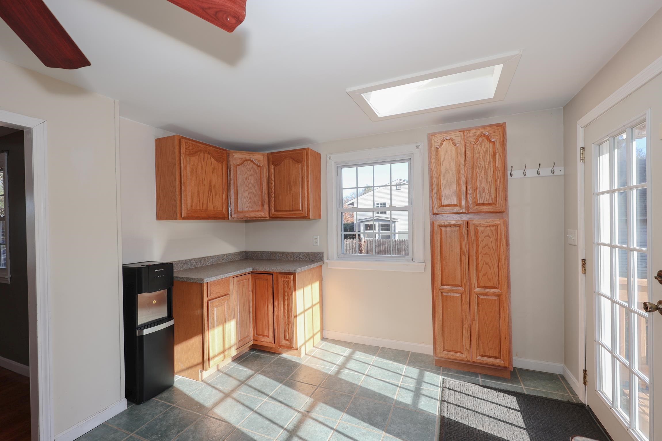 14 Mayflower Drive Merrimack, NH 03054 - Photo 9 of 48