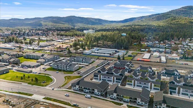 $498,000 | 1090 East 4th Avenue, Post Falls, ID 83854