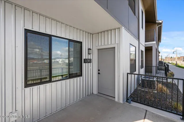 $498,000 | 1090 East 4th Avenue, Post Falls, ID 83854